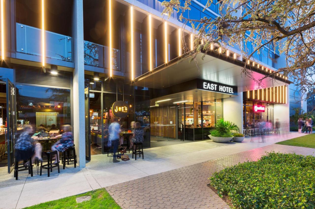 East Hotel And Apartments Canberra Exteriér fotografie