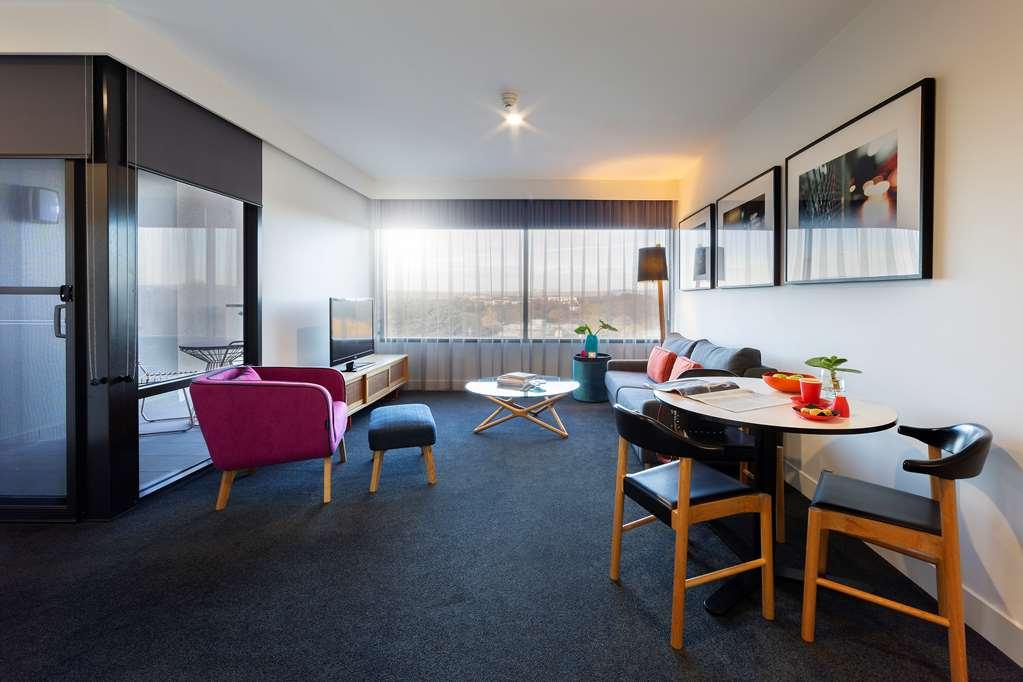 East Hotel And Apartments Canberra Pokoj fotografie