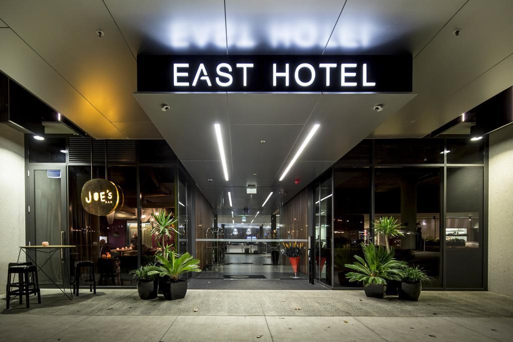 East Hotel And Apartments Canberra Exteriér fotografie